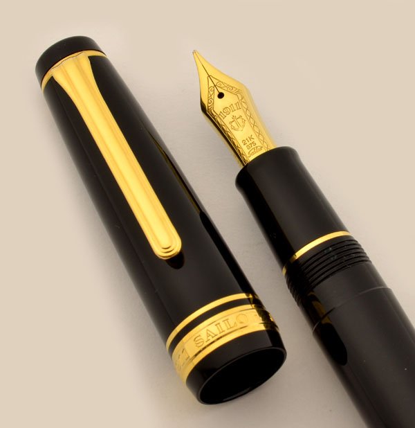 Sailor Pro Gear Fountain Pen - Mid-Size, Black w Gold Trim, Saibi